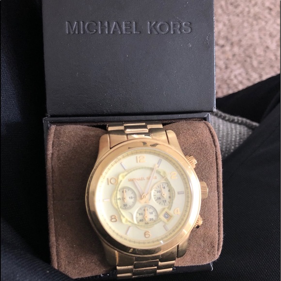 Michael Kors Watch want gone - Picture 1 of 1